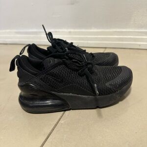 Nike Men's Black Air Max Sneakers